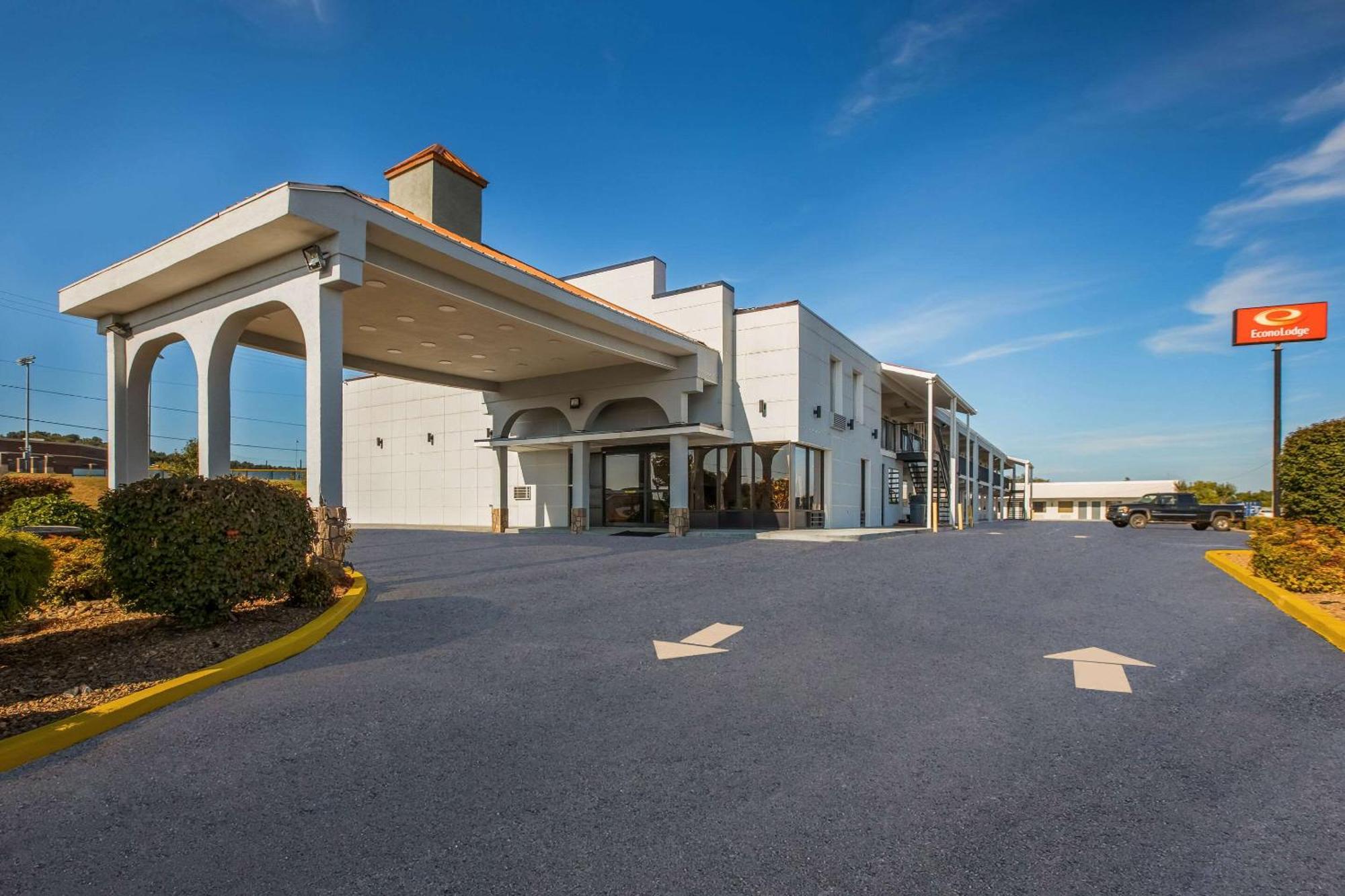 Econo Lodge White Pine Morristown I-81 & I-40 Split Zewnętrze zdjęcie